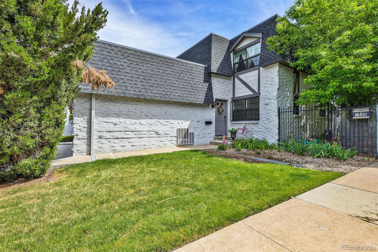 3538 S Ivanhoe Street Denver CO 80237