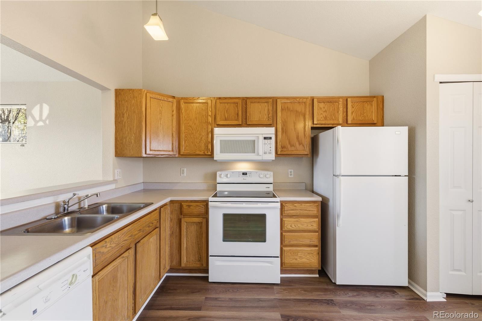 1748 Eagle Street Aurora CO 80011