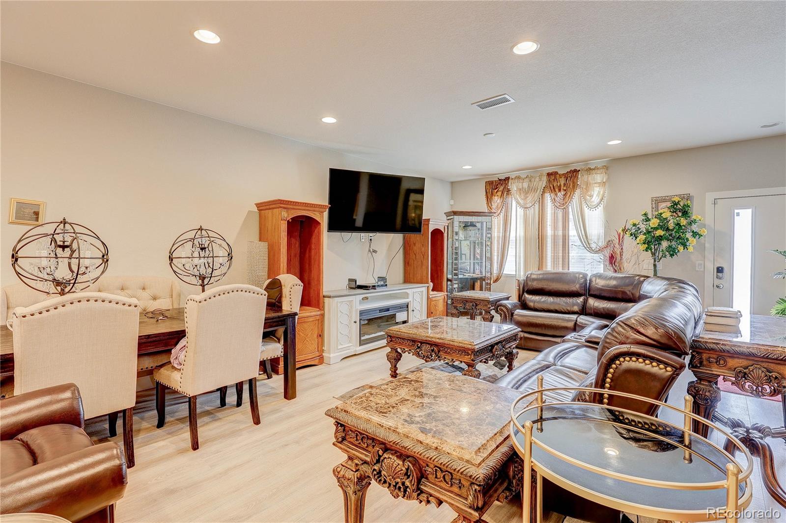 16121 Bolling Drive Denver CO 80239