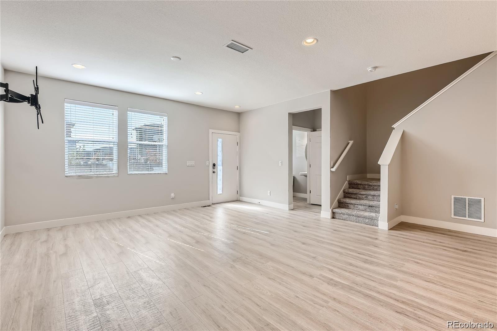 16121 Bolling Drive Denver CO 80239