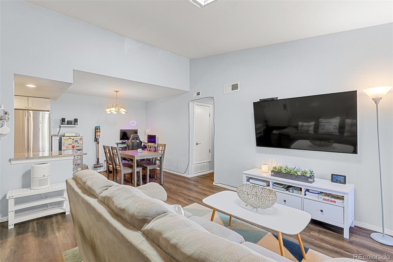 8225 Fairmount Drive Denver CO 80247