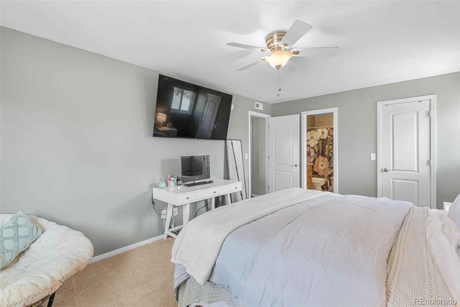 8225 Fairmount Drive Denver CO 80247