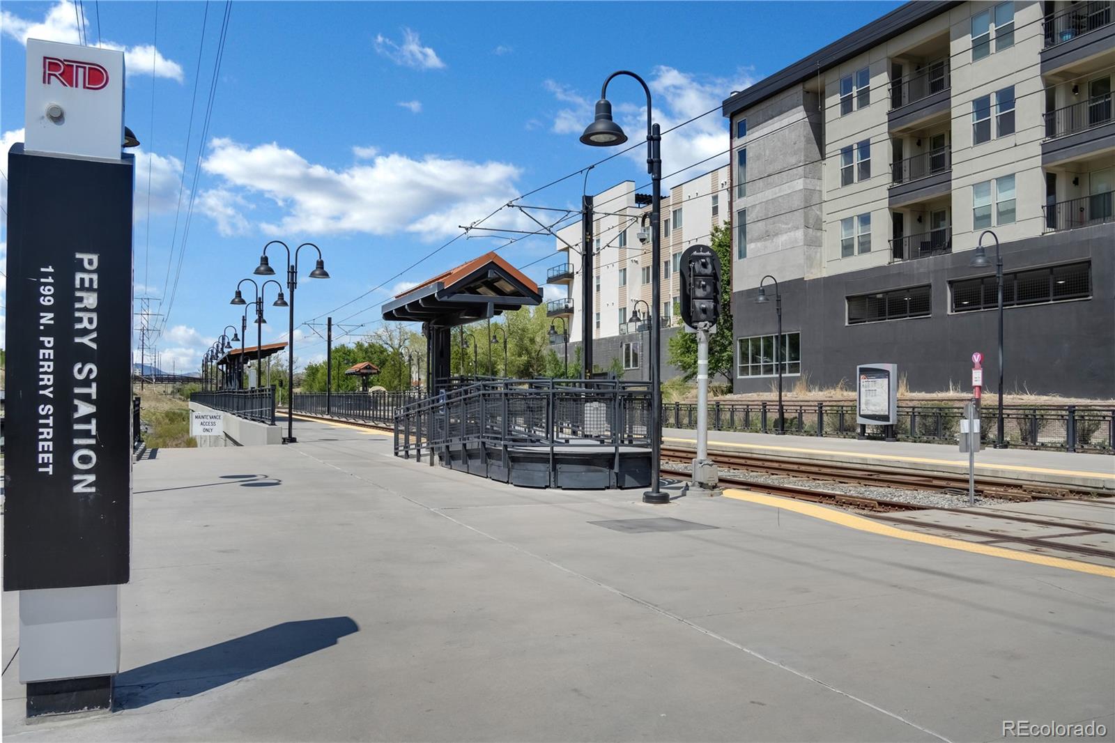 1208 Perry Street Denver CO 80204