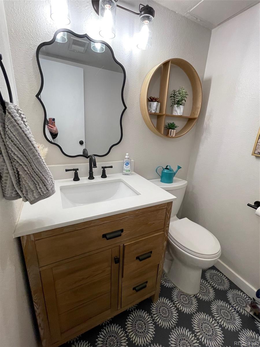 7373 W Florida Avenue Lakewood CO 80232