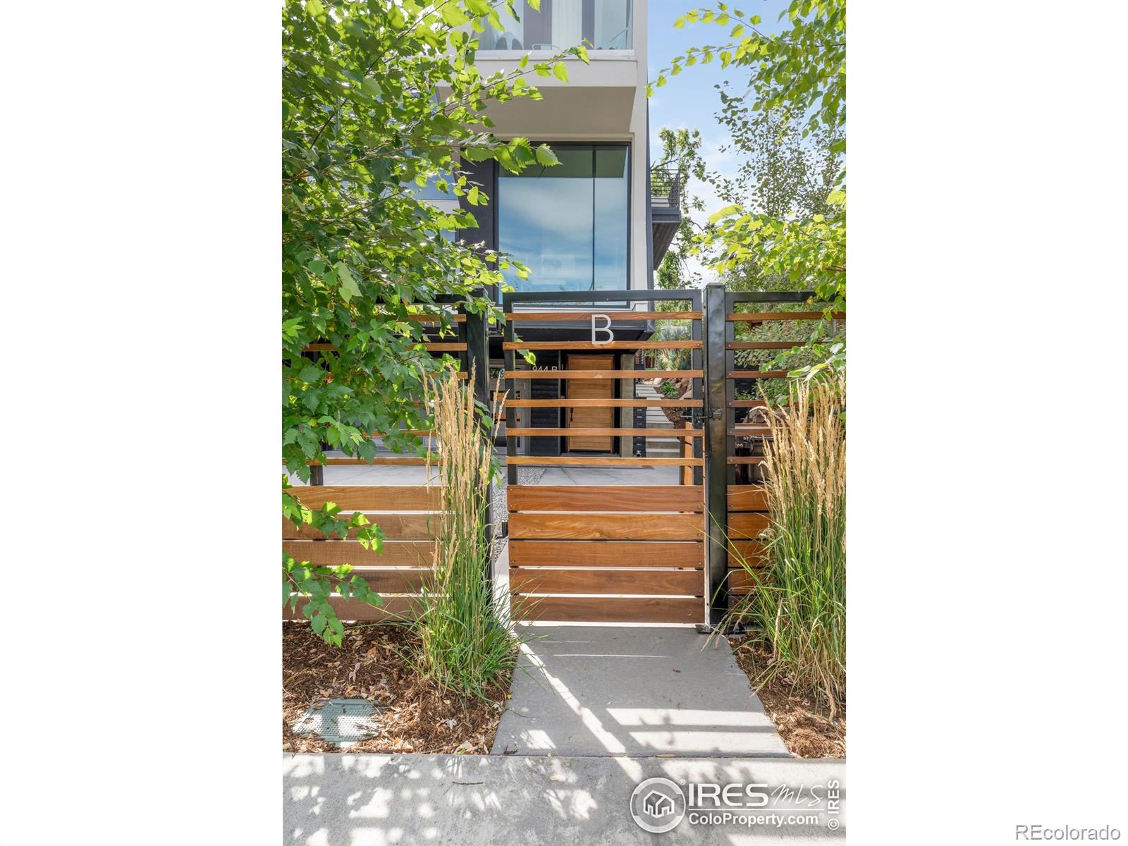 944 Arapahoe Avenue Boulder CO 80302