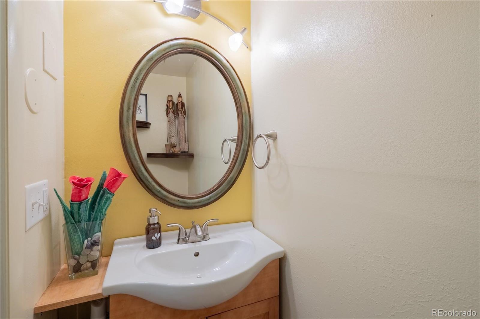 7995 E Mississippi Avenue Denver CO 80247