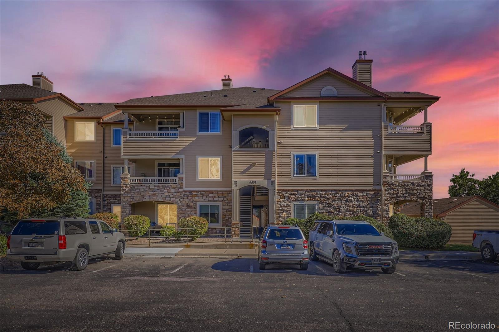 9557 W San Juan Circle Littleton CO 80128