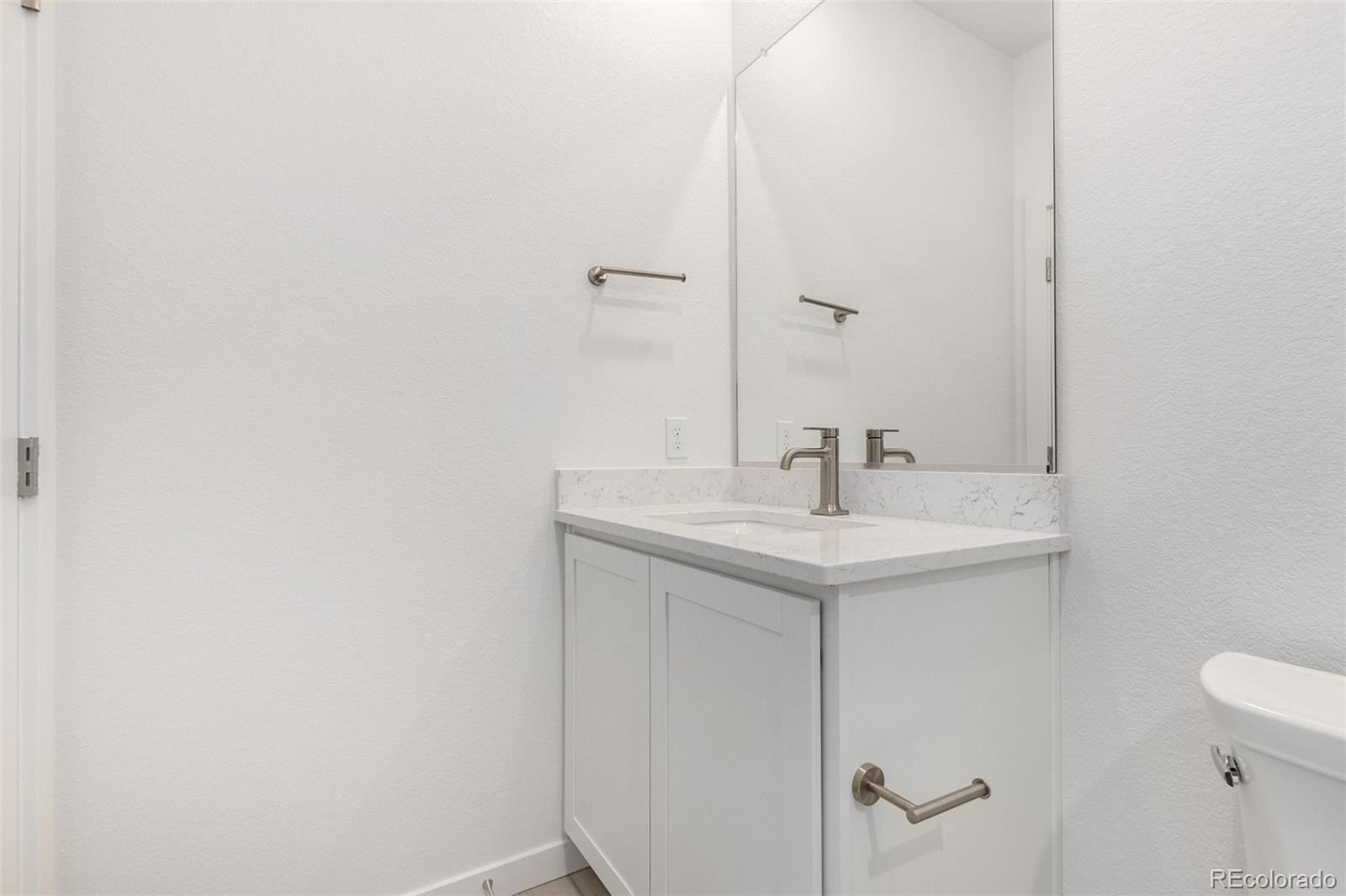 6153 N Ceylon Street Denver CO 80249