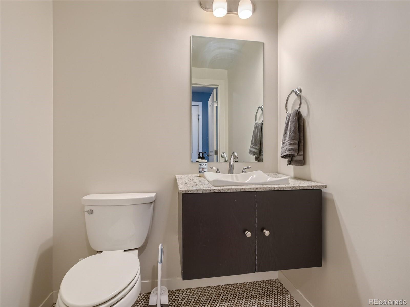 2001 Lincoln Street Denver CO 80202