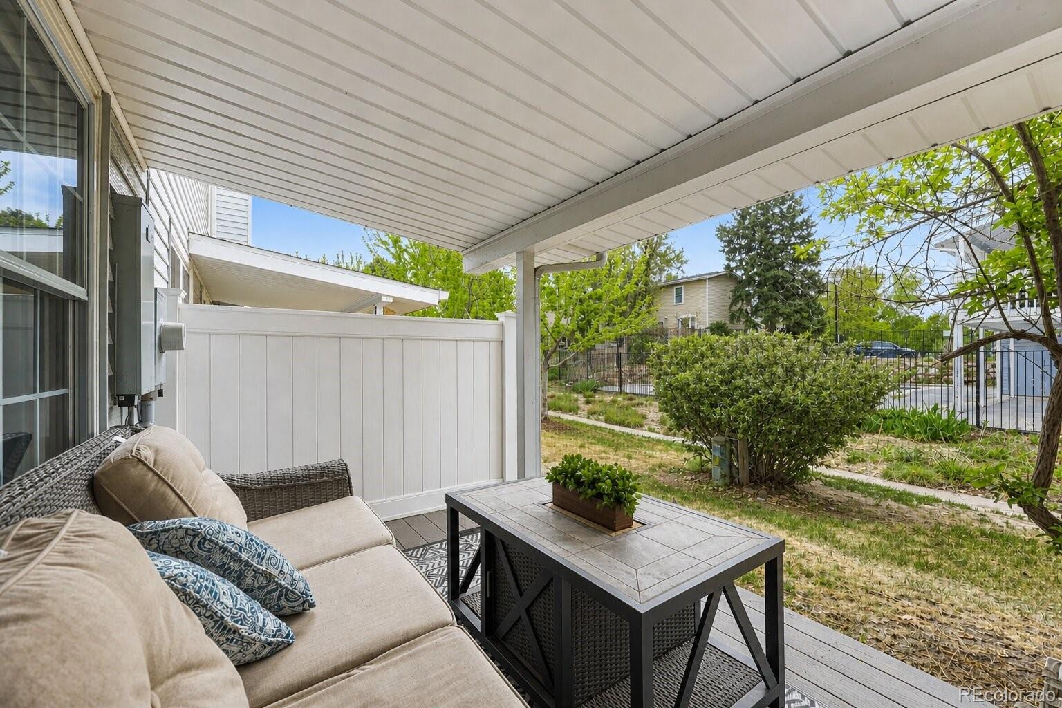 2598 S Vaughn Way Aurora CO 80014