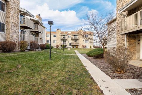 381 S Ames Street Lakewood CO 80226