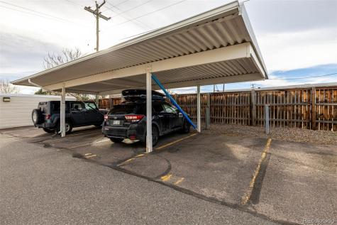 381 S Ames Street Lakewood CO 80226
