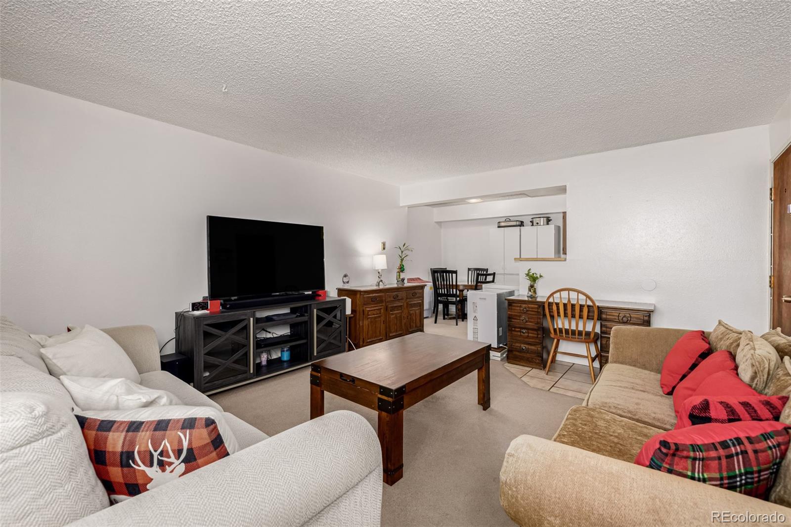 381 S Ames Street Lakewood CO 80226