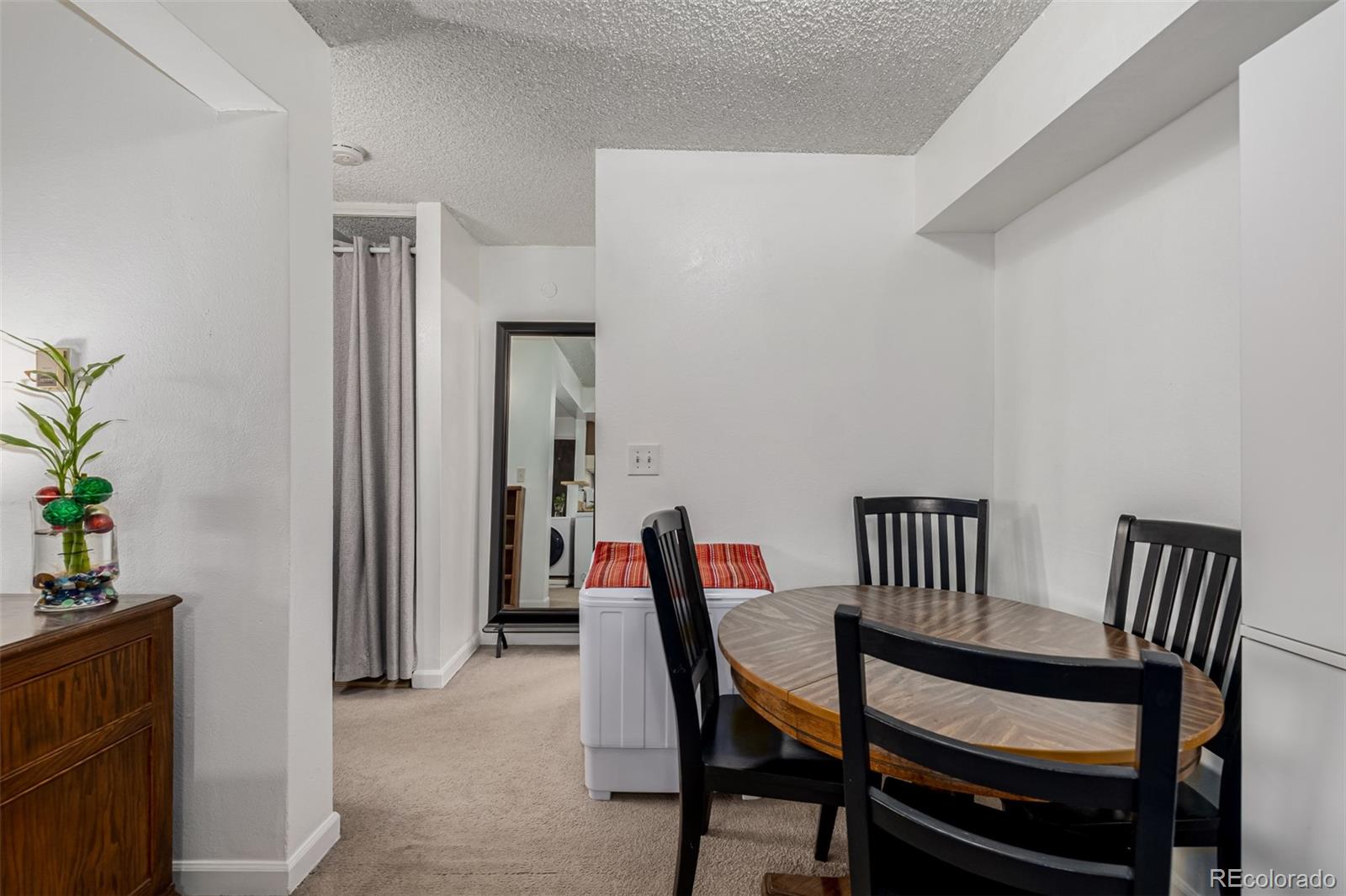 381 S Ames Street Lakewood CO 80226