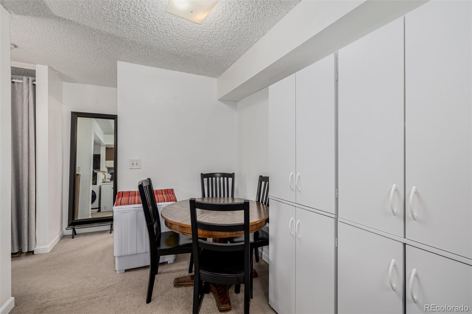 381 S Ames Street Lakewood CO 80226