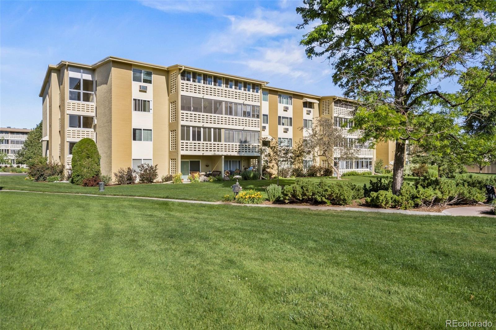 610 S Alton Way Denver CO 80247