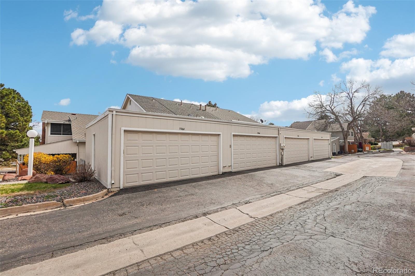 7066 S Knolls Way Centennial CO 80122