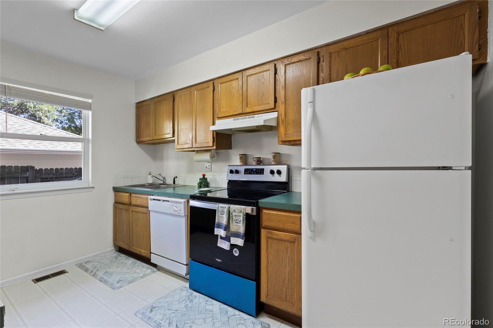 2213 Emery Street Longmont CO 80501