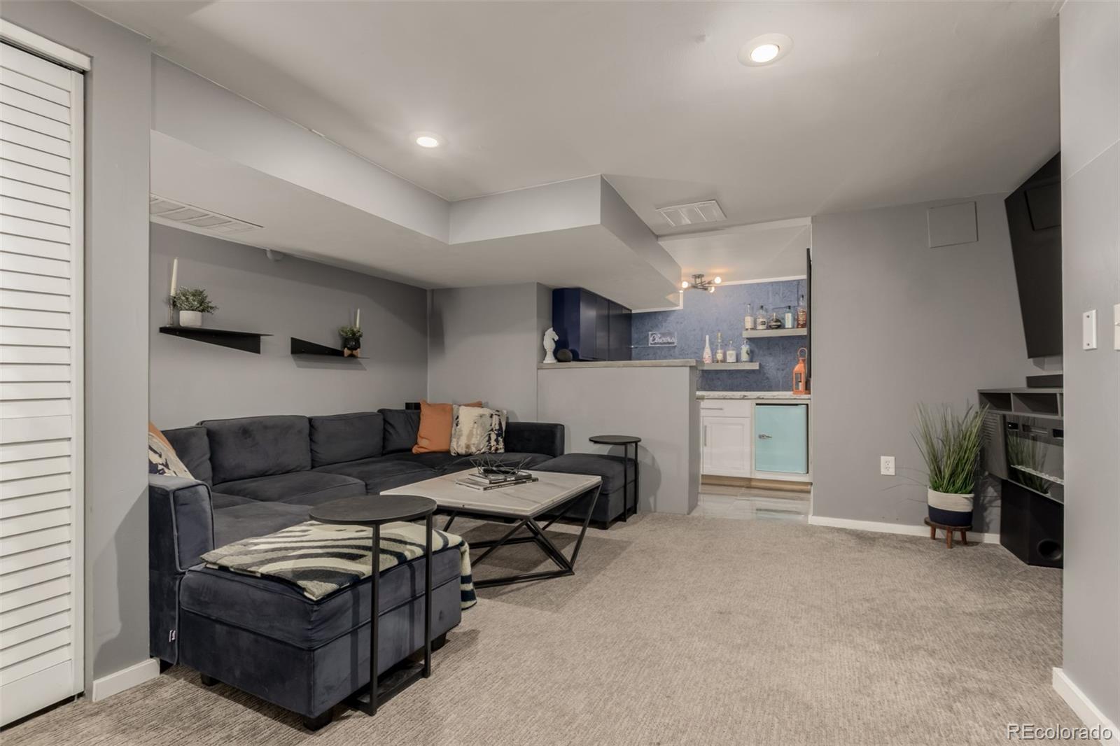 300 S Lincoln Street Denver CO 80209
