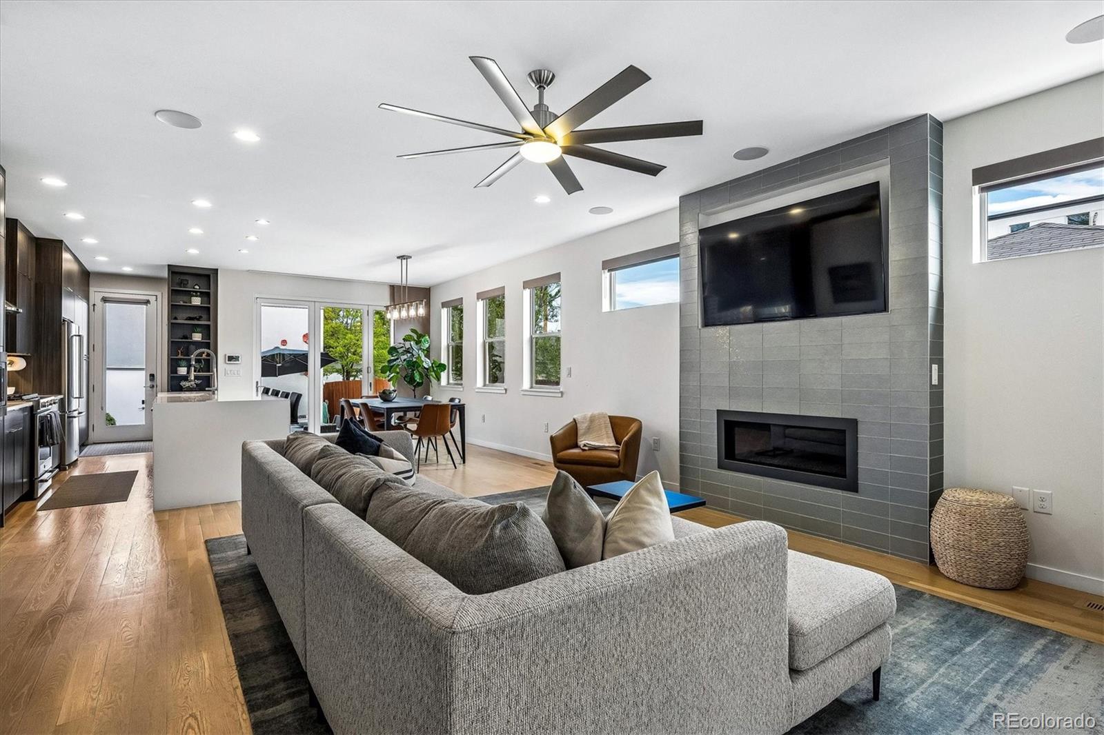 827 Eudora Street Denver CO 80220