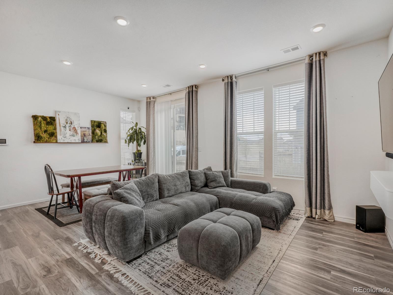 4397 S Netherland Court Aurora CO 80015