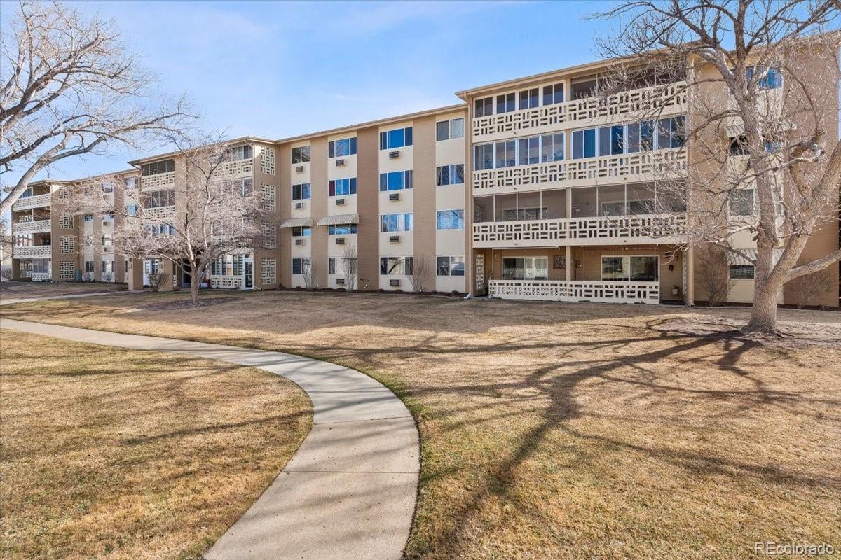 620 S Alton Way Denver CO 80247