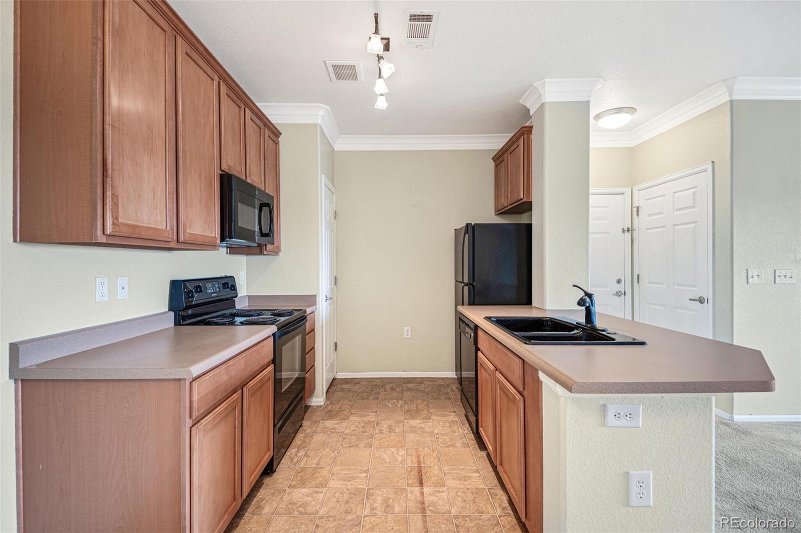 2662 S Cathay Way Aurora CO 80013