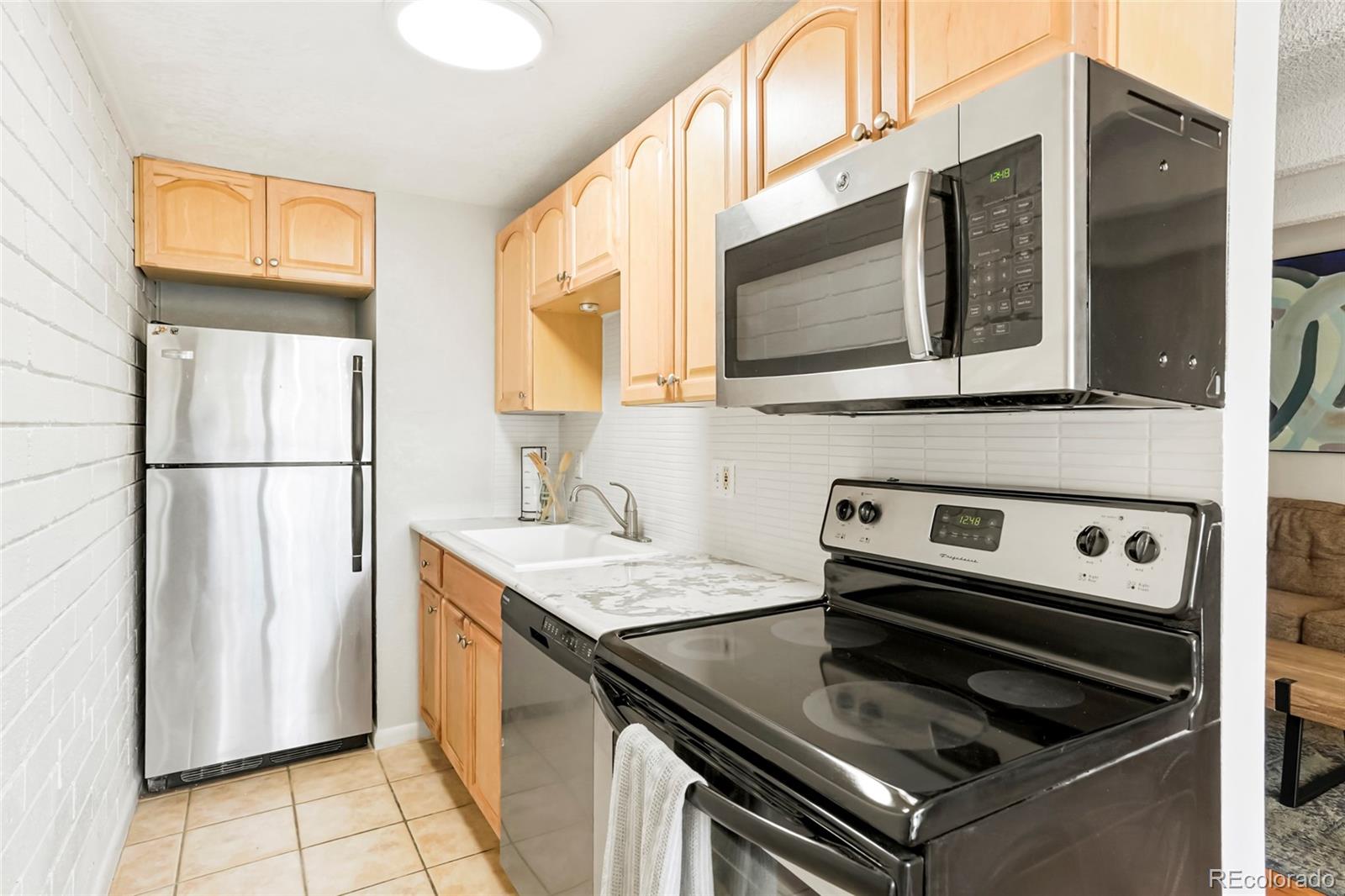 250 N Pearl Denver CO 80203