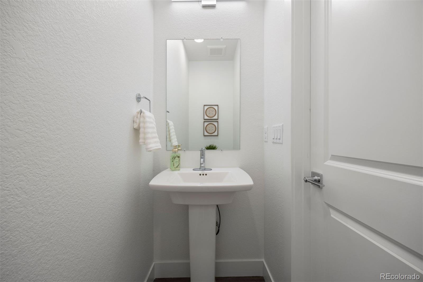 8408 W 52nd Avenue Arvada CO 80002