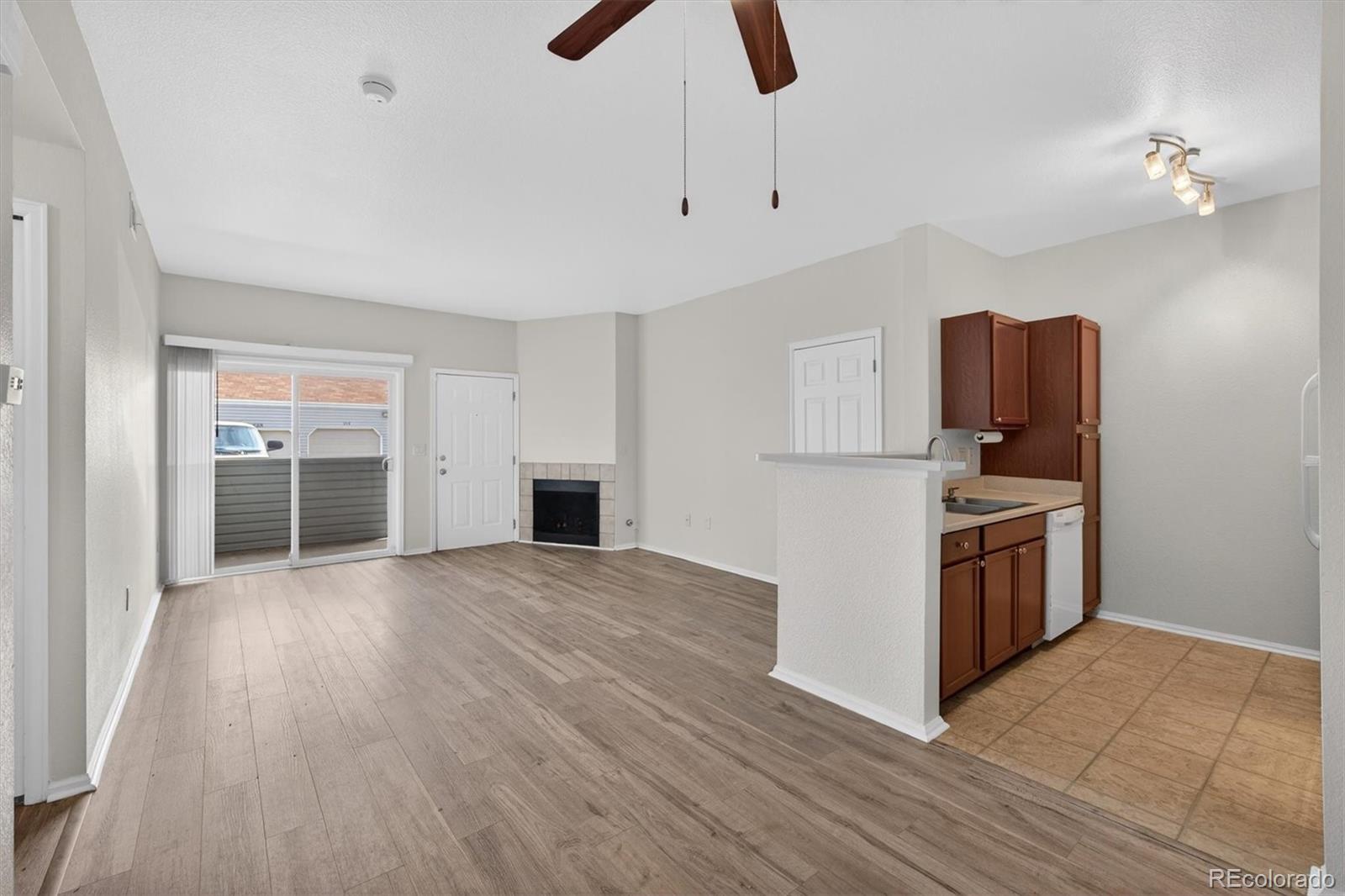 911 S Zeno Way Aurora CO 80017