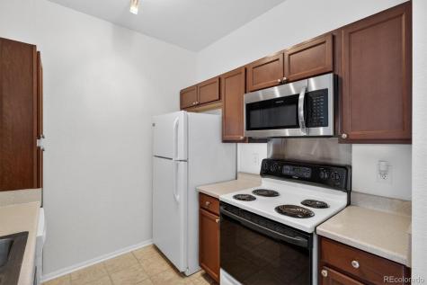 911 S Zeno Way Aurora CO 80017