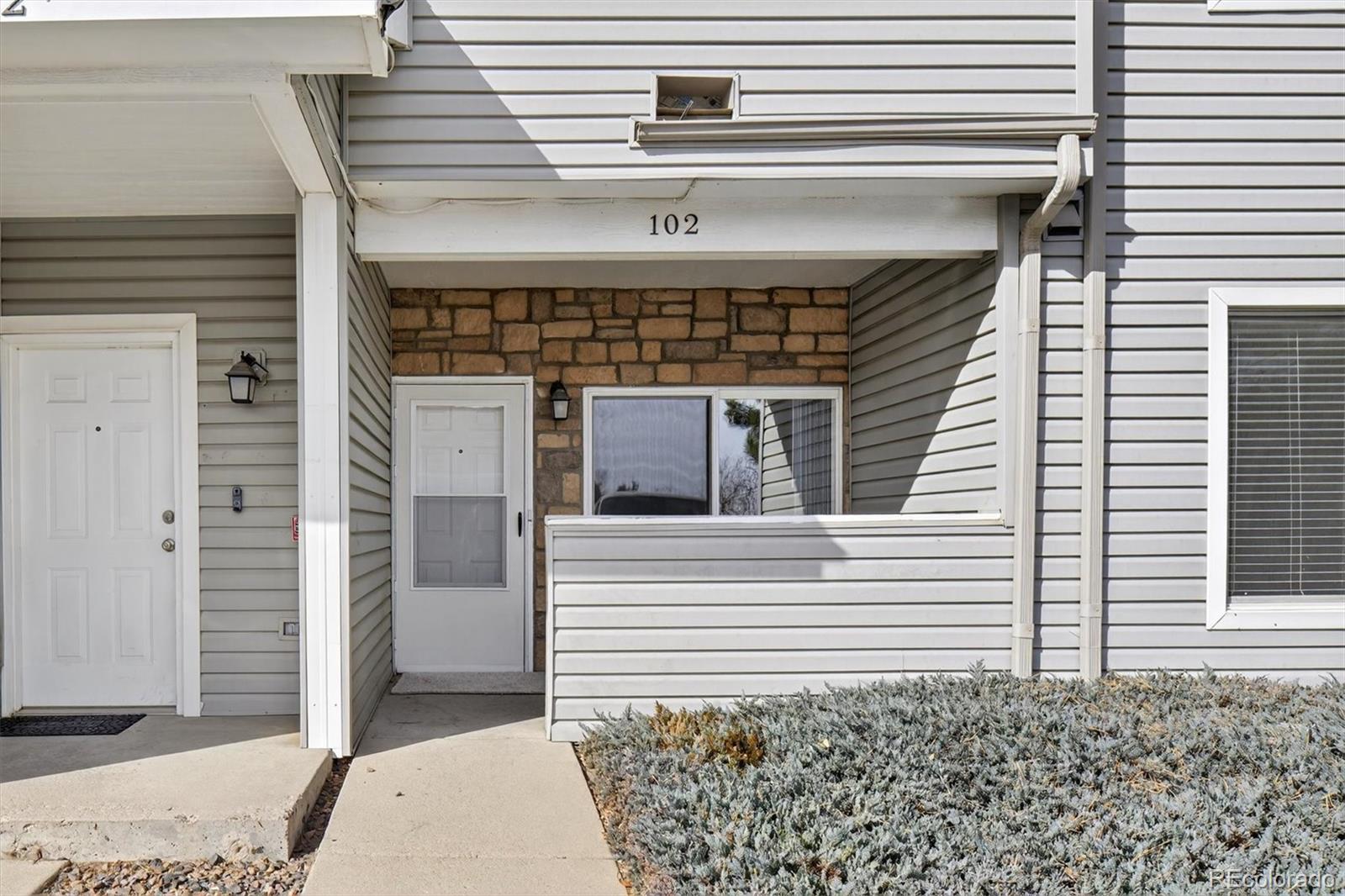 911 S Zeno Way Aurora CO 80017