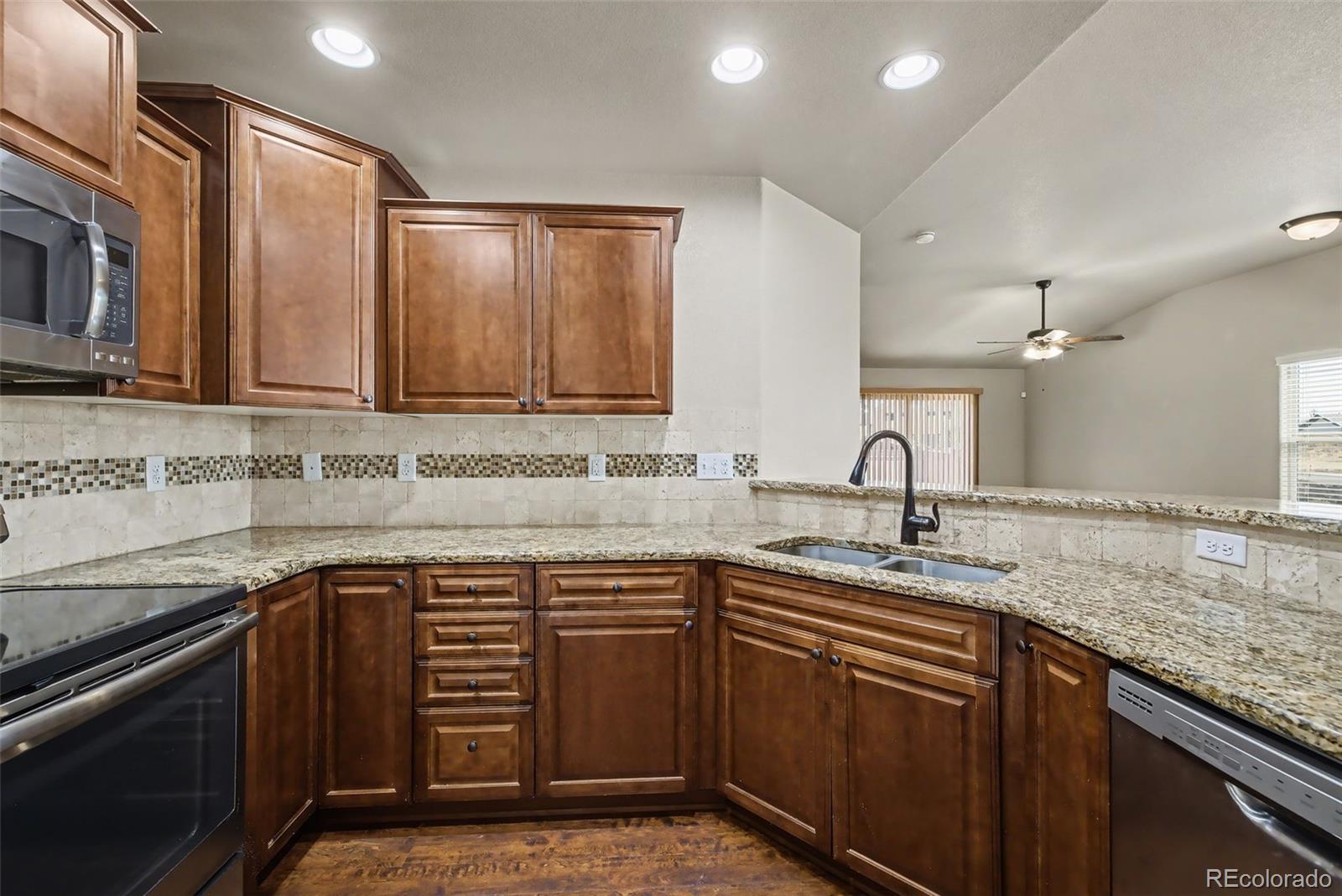 6623 Young Oak Grove Colorado Springs CO 80923