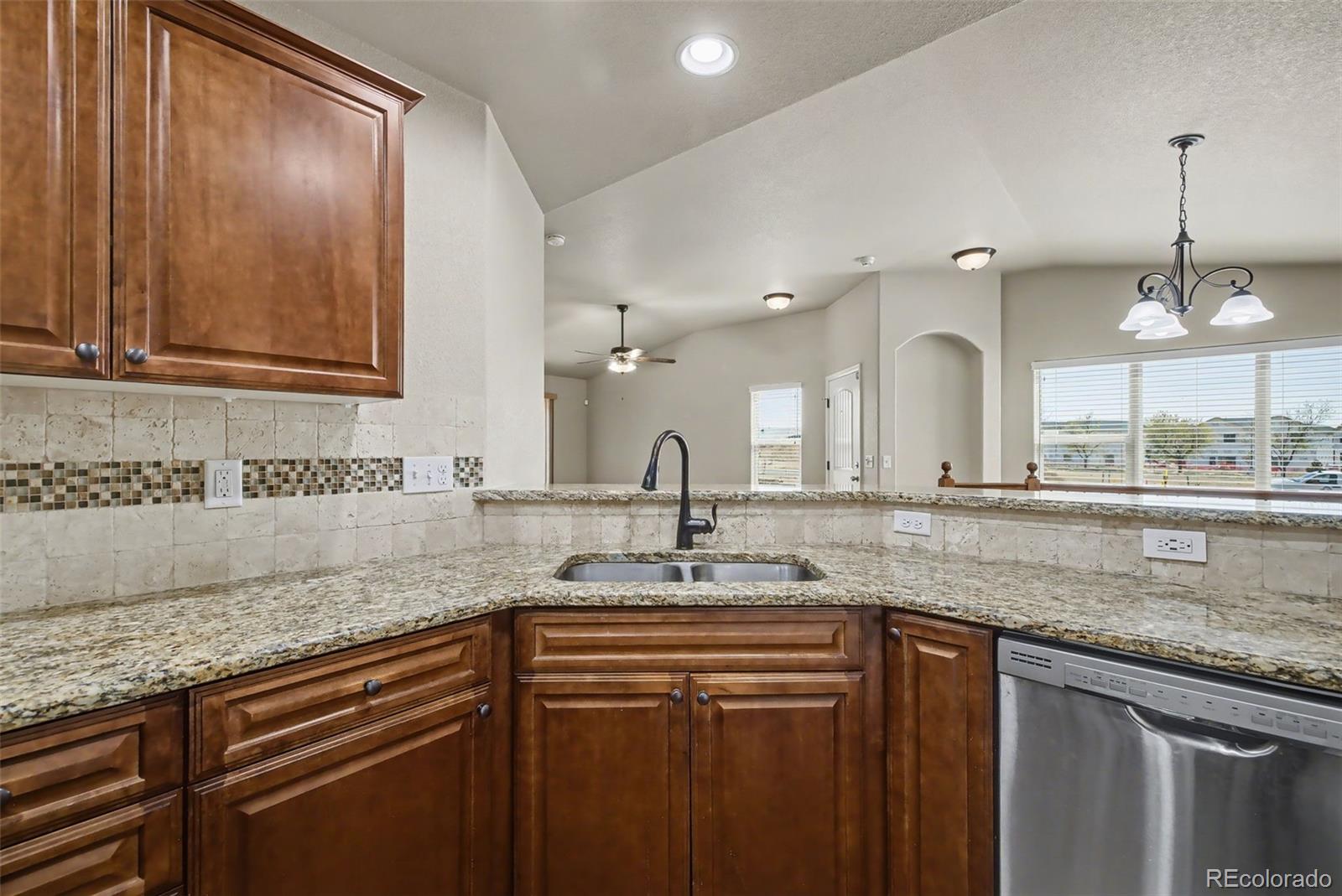 6623 Young Oak Grove Colorado Springs CO 80923