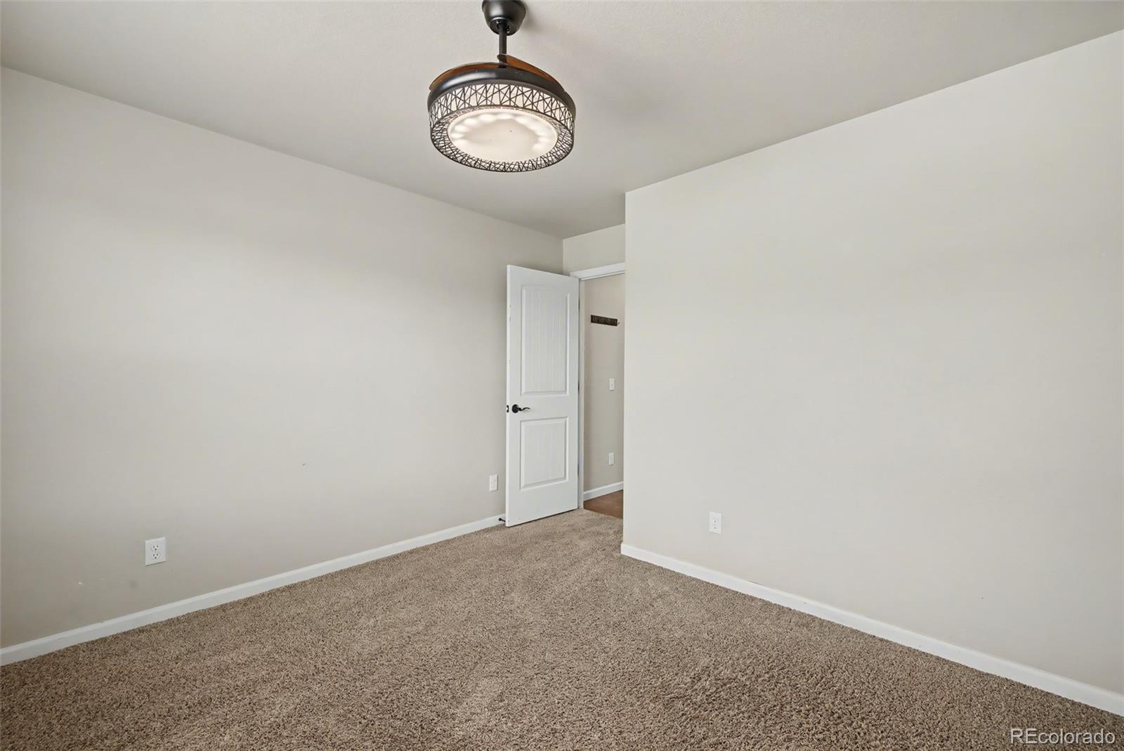 6623 Young Oak Grove Colorado Springs CO 80923