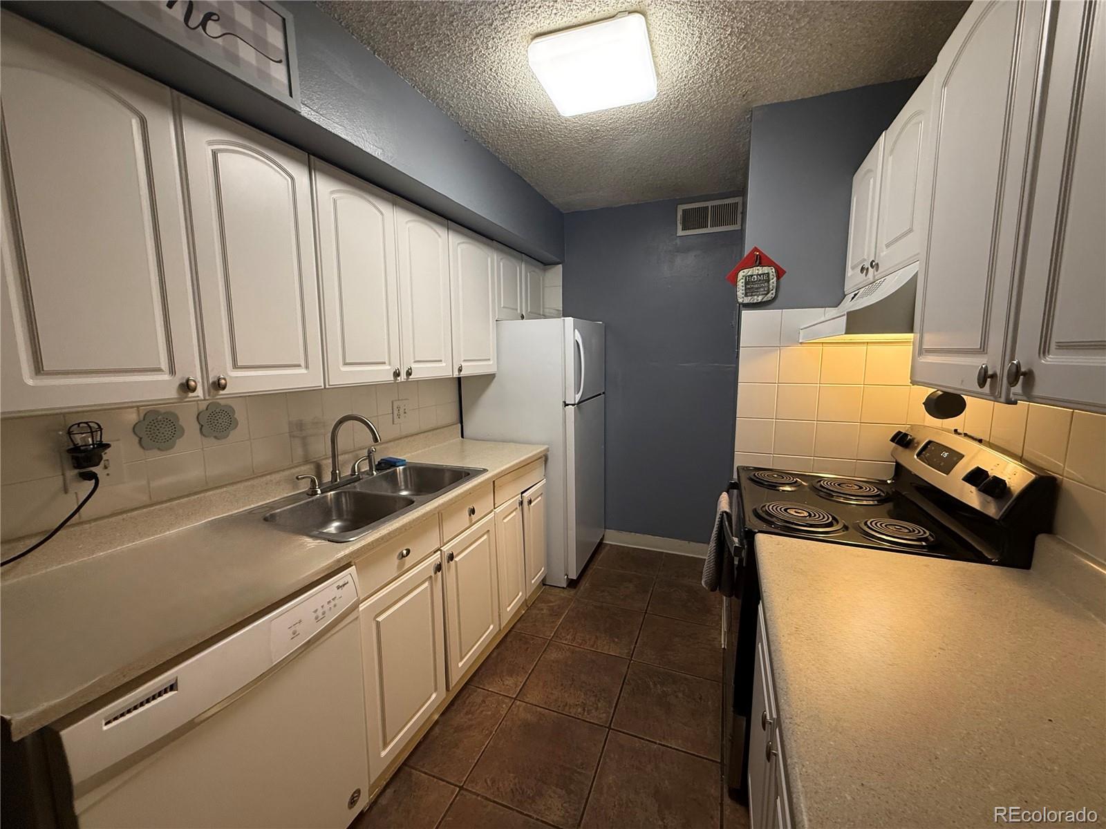 10211 Ura Lane Thornton CO 80260
