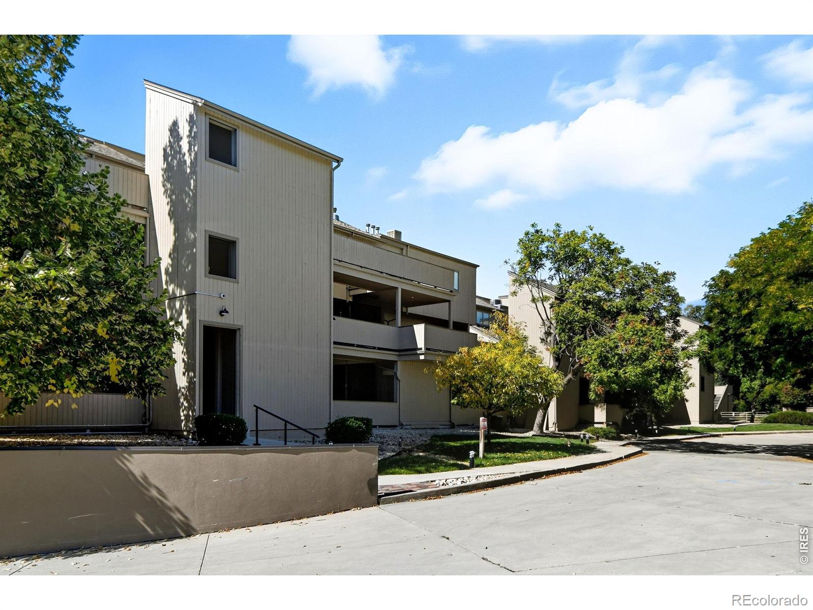 2938 Kalmia Avenue Boulder CO 80301