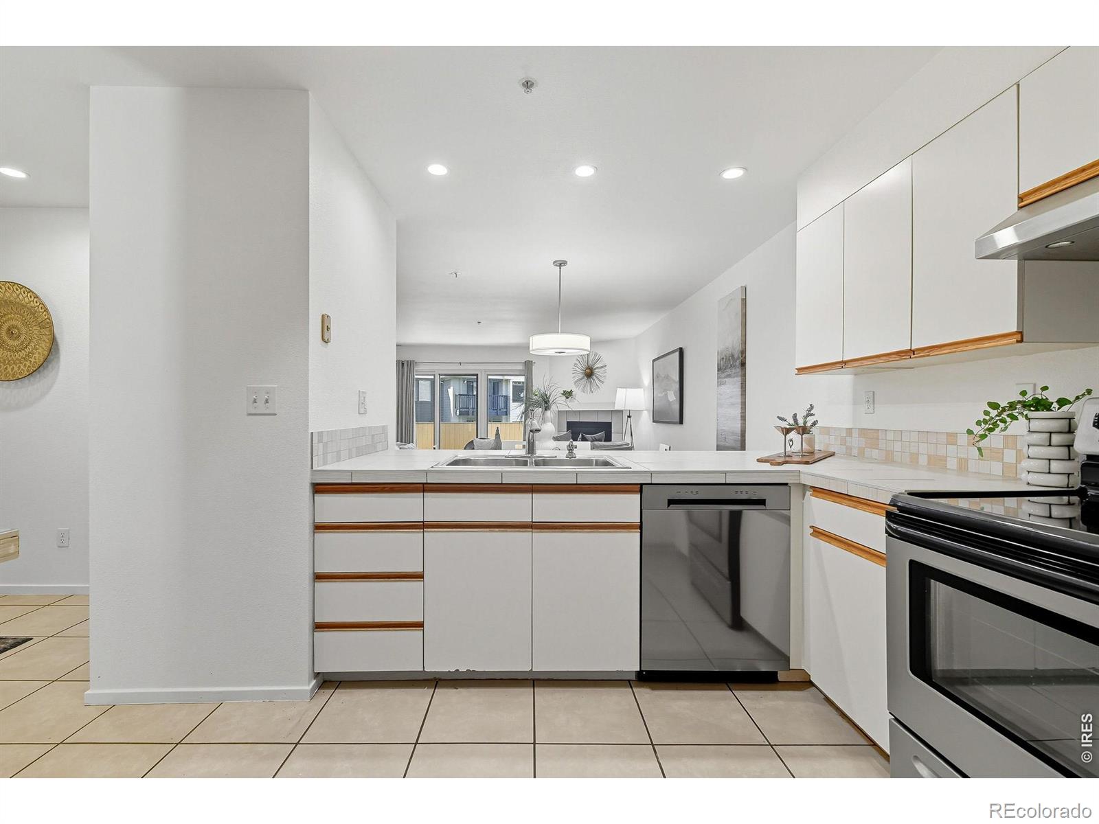 2938 Kalmia Avenue Boulder CO 80301
