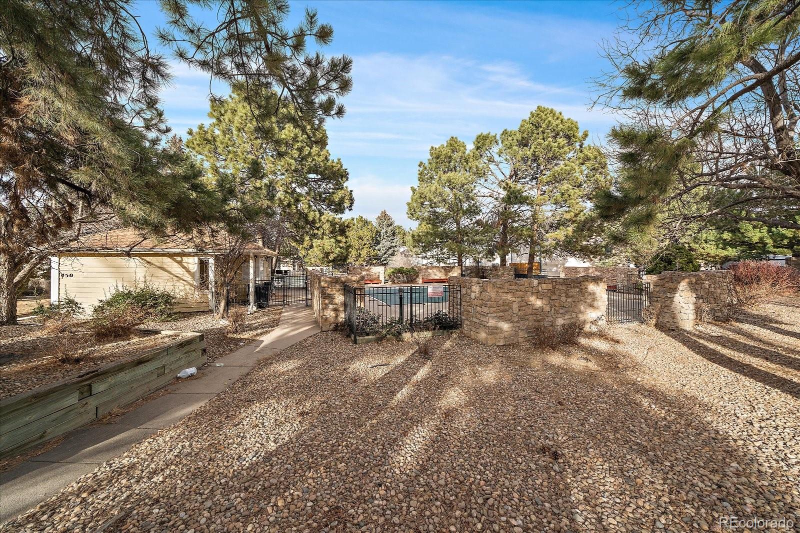 471 S Kalispell Way Aurora CO 80017