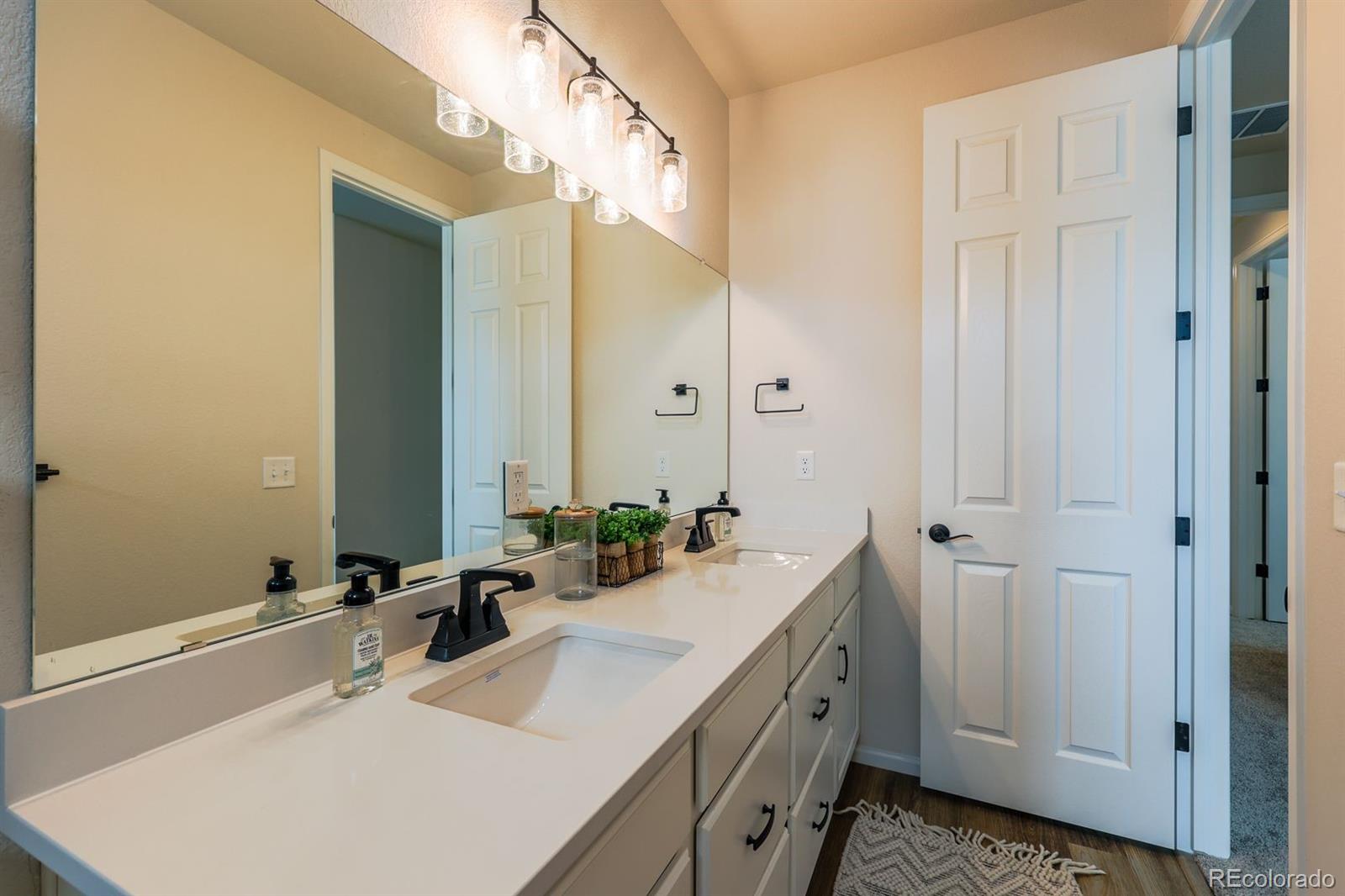 75 S Uriah Street Aurora CO 80018