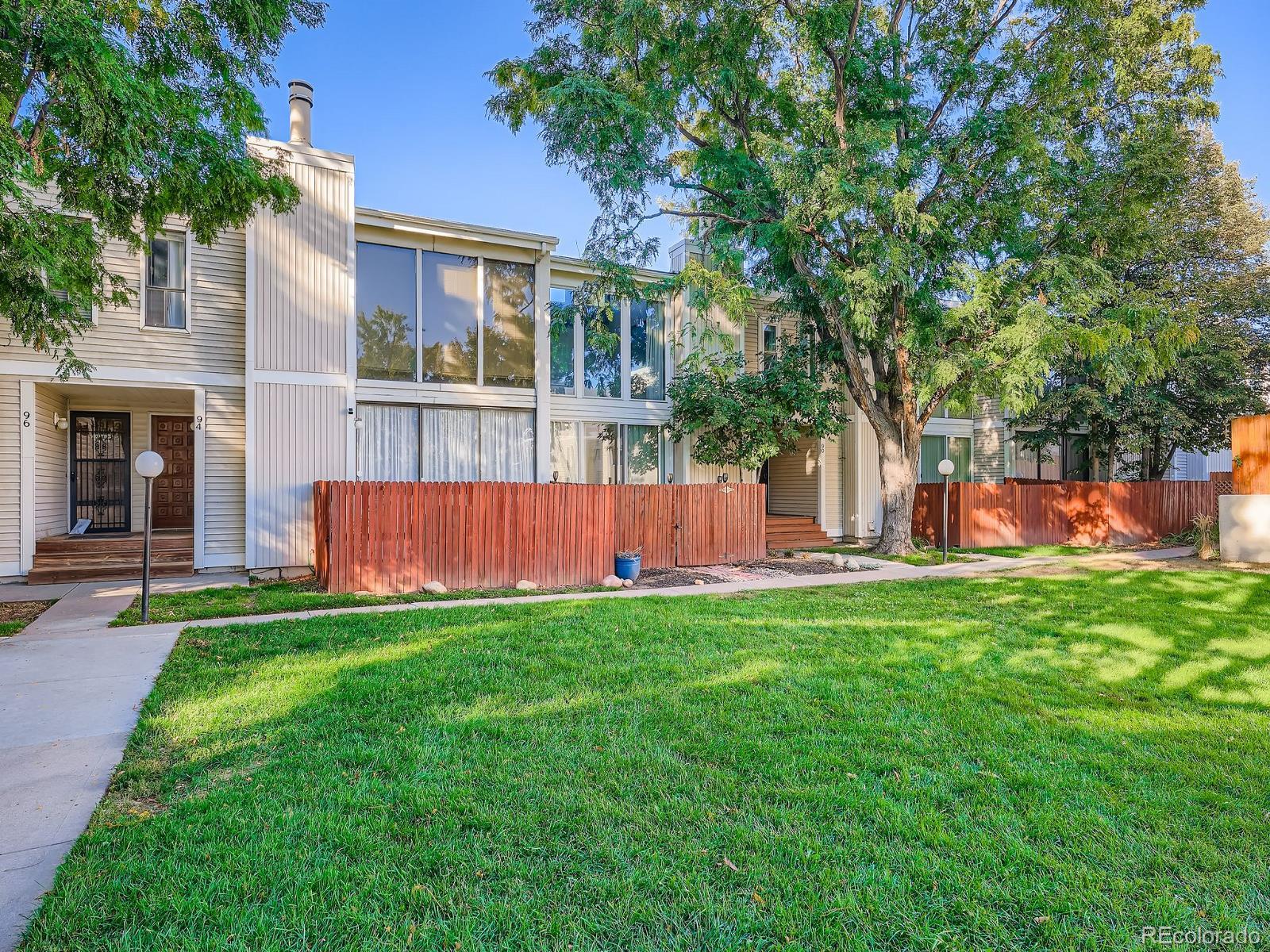 Denver CO, 1050 S Monaco Parkway, Unit 88