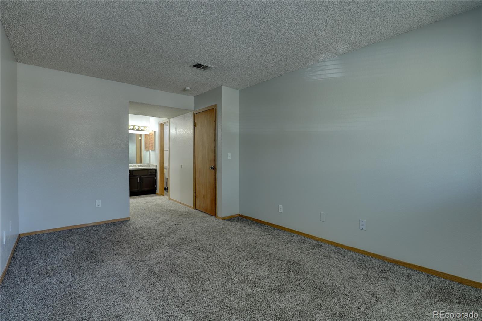 15594 E Arizona Avenue Aurora CO 80017