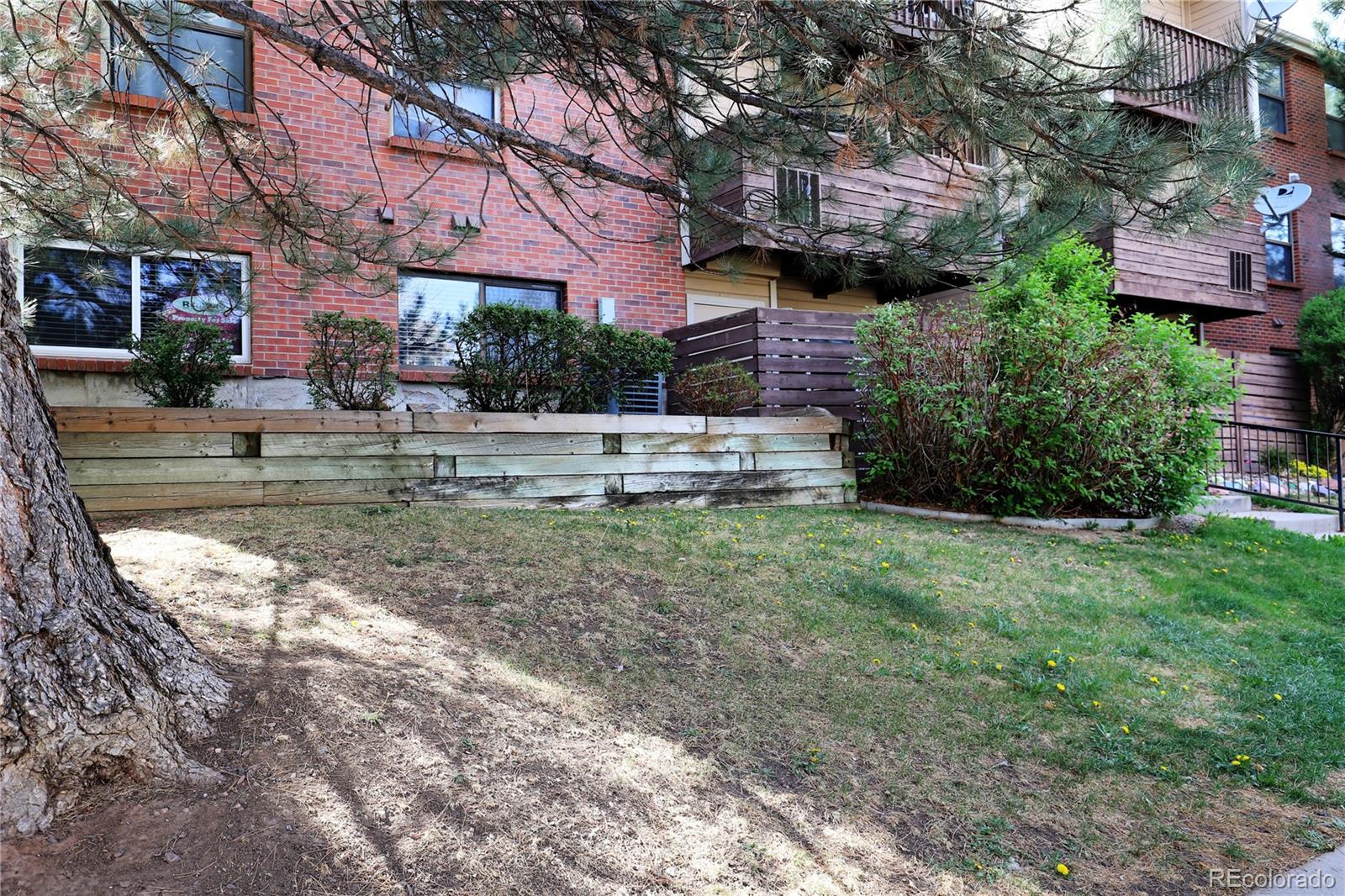 15594 E Arizona Avenue Aurora CO 80017