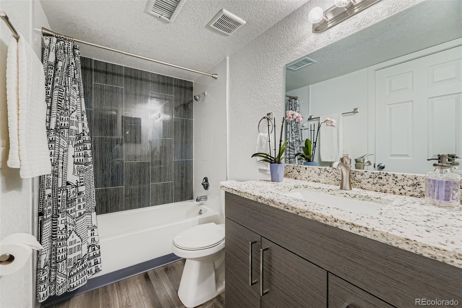 17652 E Loyola Drive Aurora CO 80013