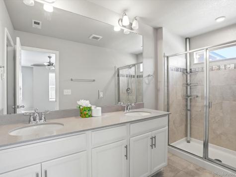8260 S Trails Edge Court Centennial CO 80112