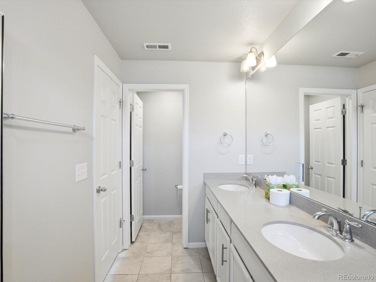 8260 S Trails Edge Court Centennial CO 80112