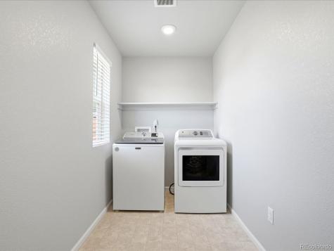 8260 S Trails Edge Court Centennial CO 80112