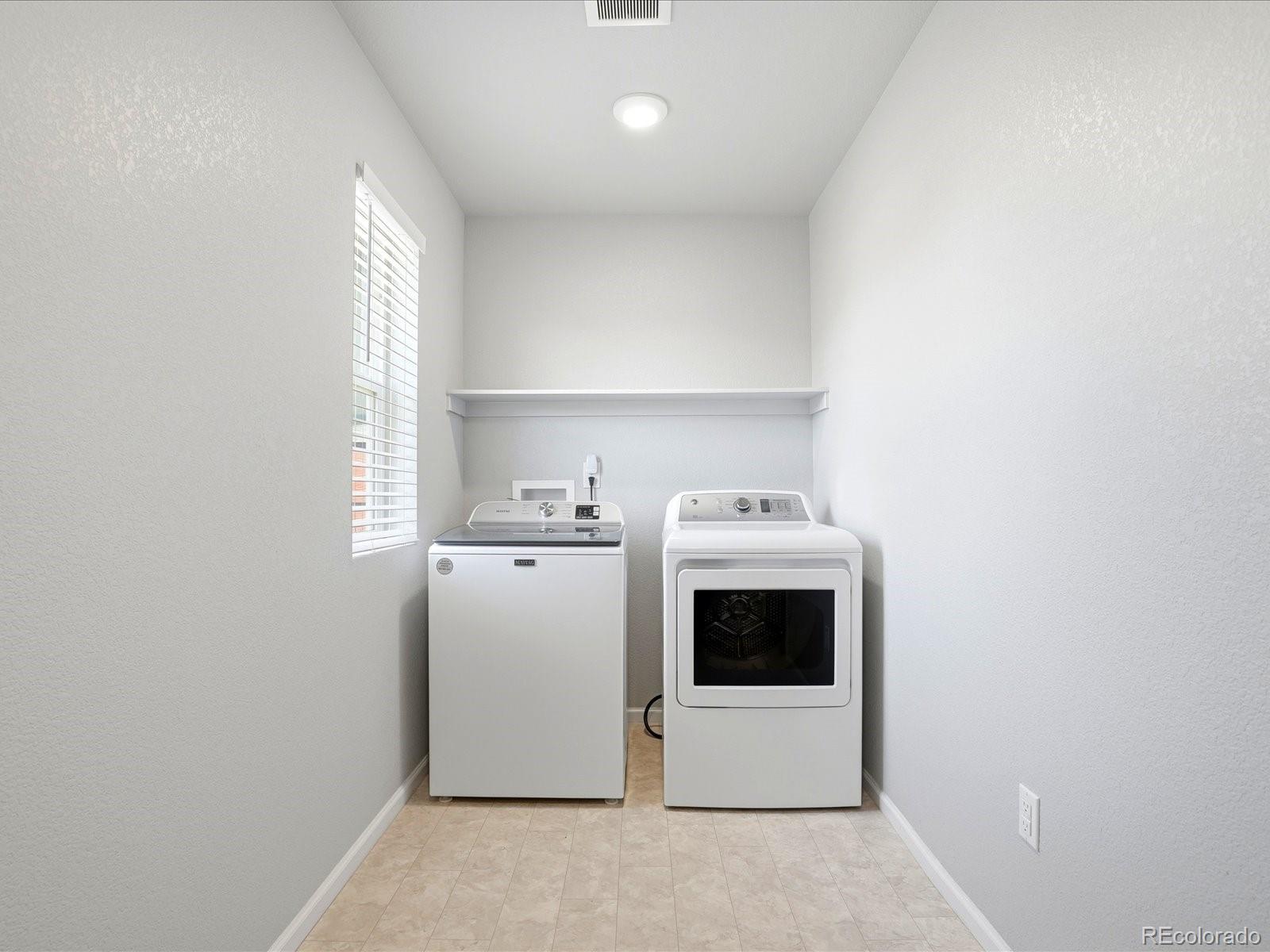 8260 S Trails Edge Court Centennial CO 80112
