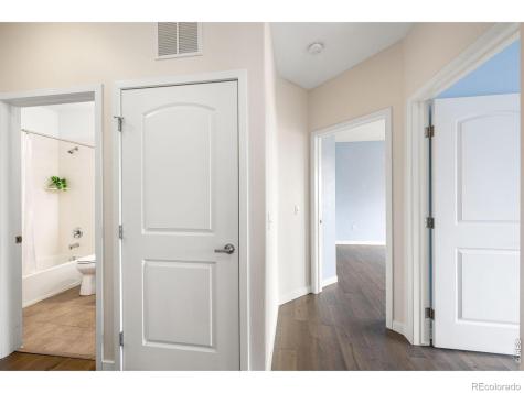 13456 Via Varra Broomfield CO 80020