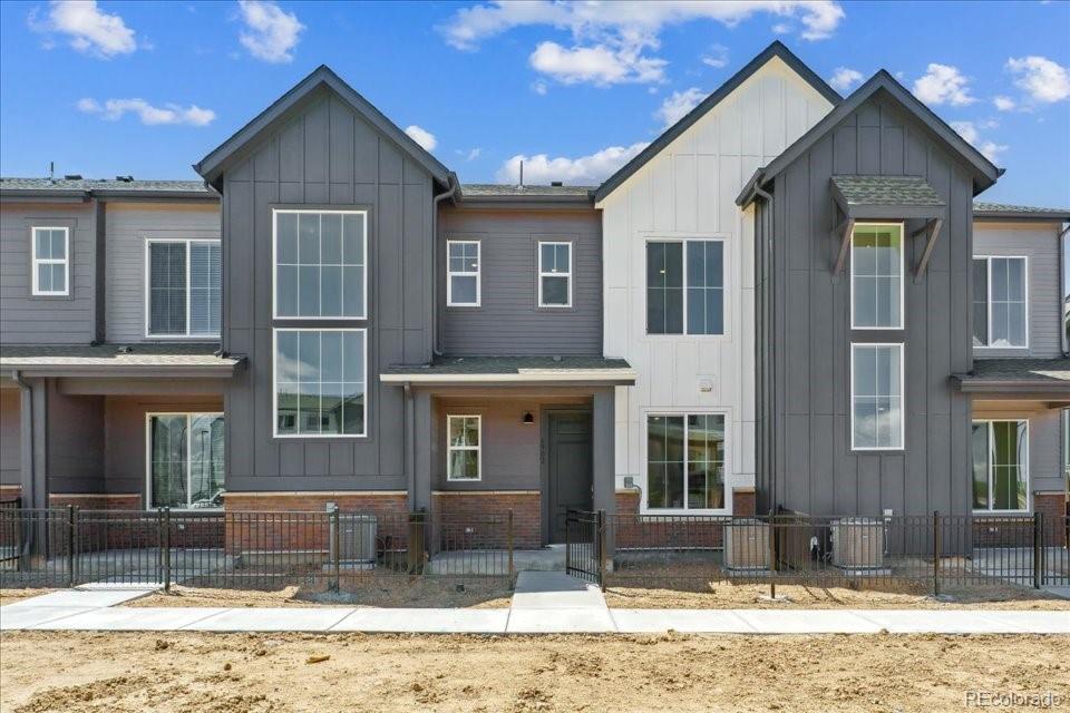 6902 Huddersfield Lane Castle Pines CO 80108